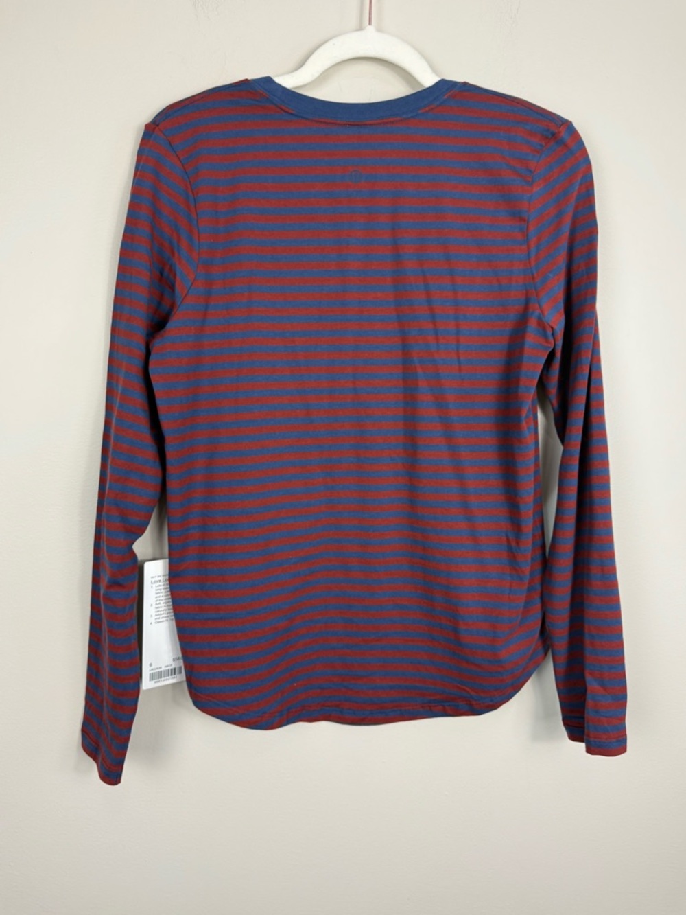 Lululemon Love Long Sleeve Womens 6 Red Blue Stripe Cotton LW3JG3S NWT Nautical - Picture 2 of 5